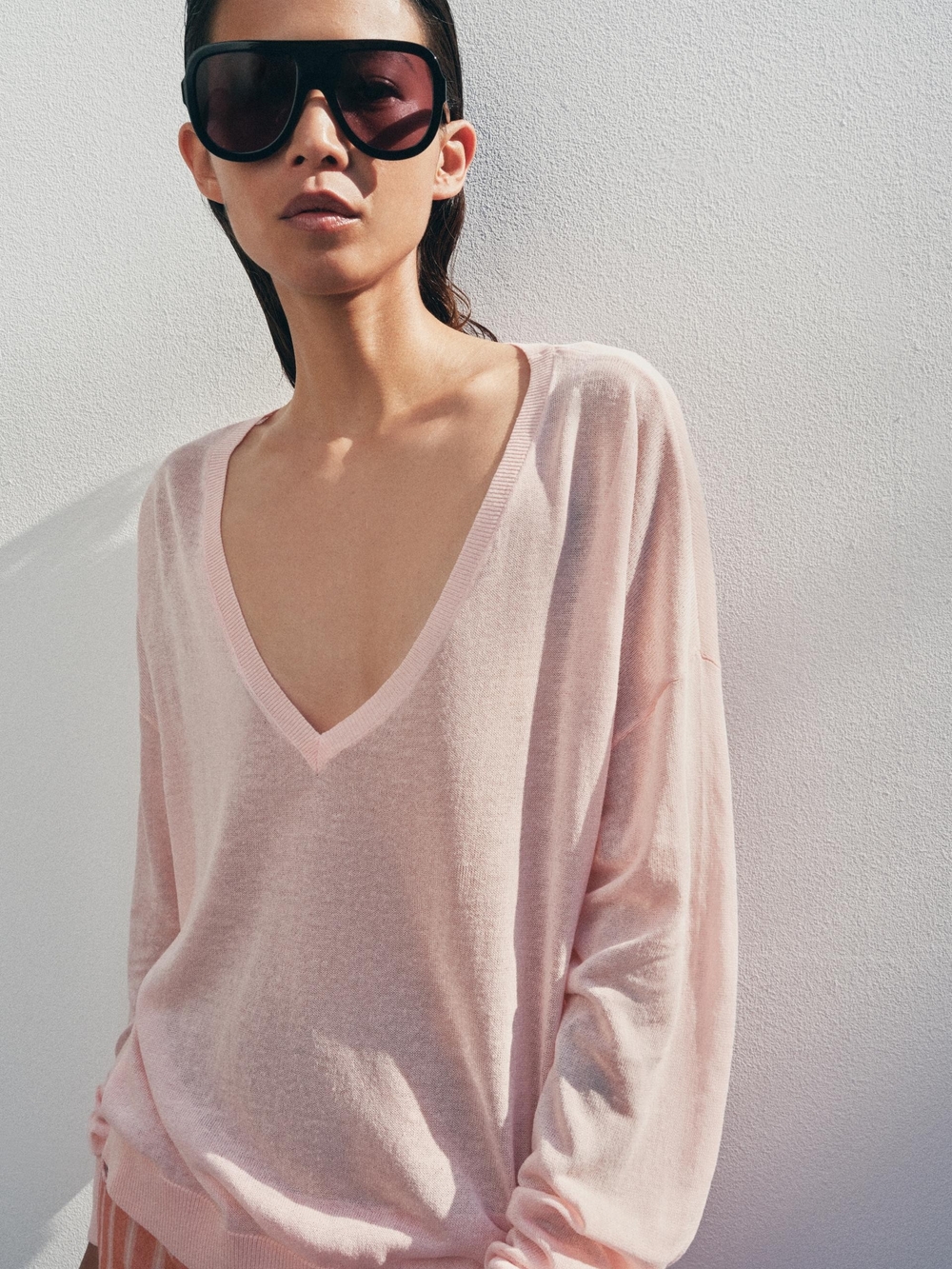 Zara Pale Pink V‑Neck Women's Sweater